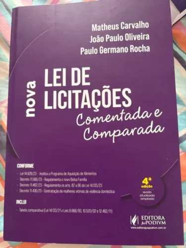 Livro lei de Licitações comentada e comparada