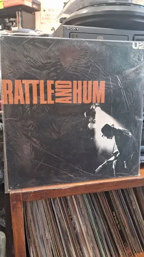 Disco de vinil - U2 Rattle And Hum - 1988.Disco<br>ótimo estado de conservação