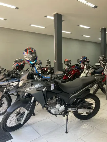 RARIDADE! XRE 300CC ABS 2022 baixo KM FINANCIAMOS ATÉ 48X E CARTÃO DE CRÉDITO EM ATÉ 24X
