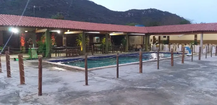 Vende-se ou Troca-se  Chácara na AV Triunfo em Serra Talhada-PE
