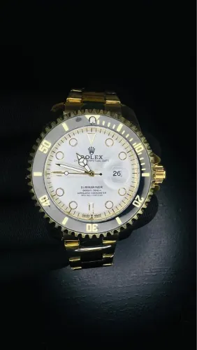 Relógio Rolex Submariner Dourado 