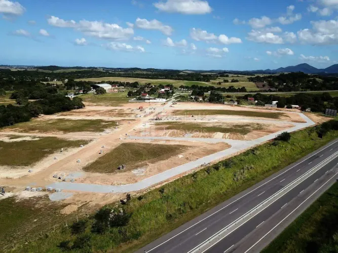 Terreno à venda no bairro Morro Grande em Araruama/RJ