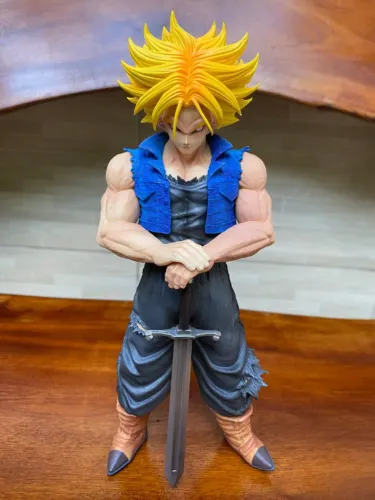 Action Figure Dragon Ball - Trunks SJJ 25cm