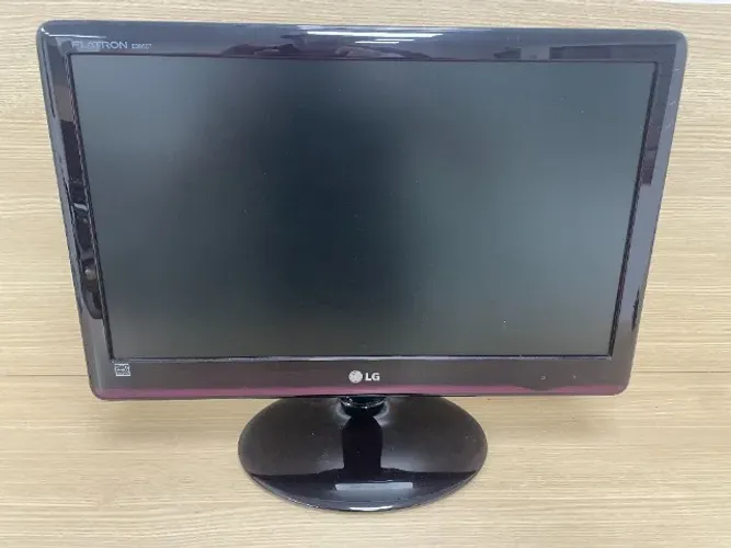 Monitor Lg Flatron Ea2050t 20 Polegadas Com Defeito Na Tela