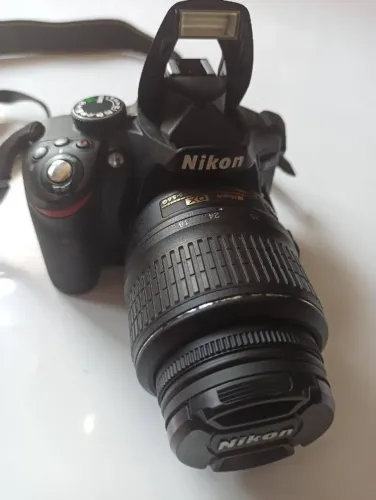 Camera fotográfica Nikon D3200 nova