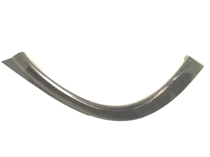 Moldura Paralama Traseiro Esquerdo Gm Classic 2011 2012 2013 Preto