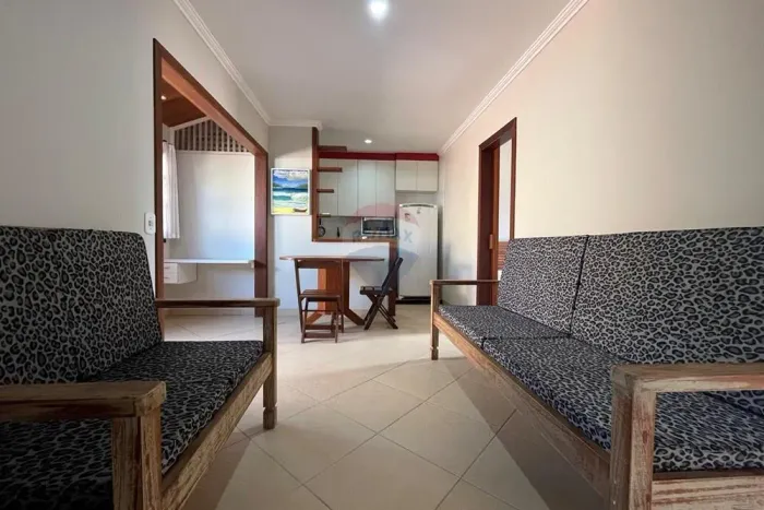 Casa para locação em José Gonçalves, Armação dos Búzios/RJ  Funcional com quintal