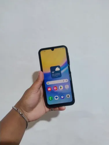 Samsung Galaxy A15 + Kit Completo (Película, Capa e Cabo)