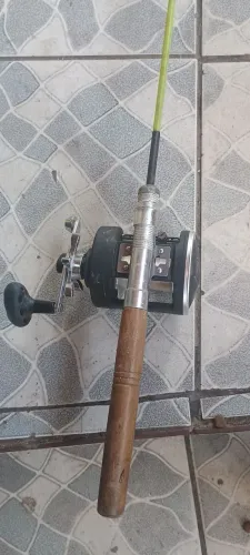 Vendo carretilha marítima,semenova.