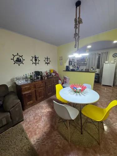 Duas Casas Unamar piscina 