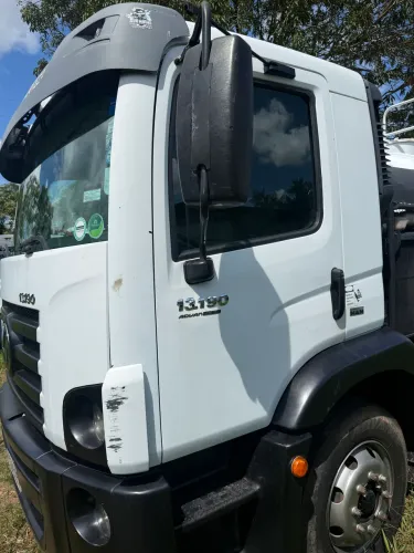 Caminhão Toco no chassi Modelo 13190
