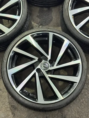 Rodas R Seven aro 17 tala 6 furacão 4x100