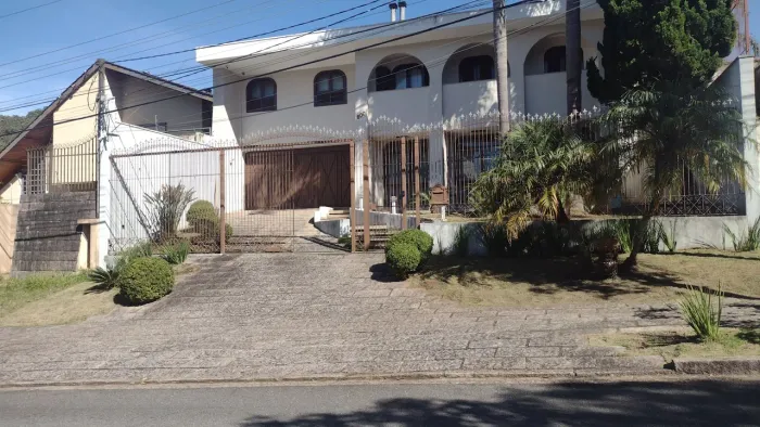 Jardineiro Disponível 