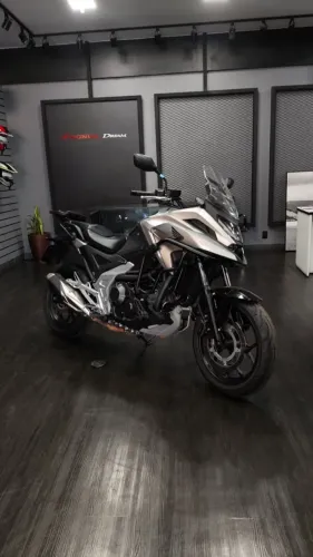 NC 750X ABS 23/24 com 10.800 rodados