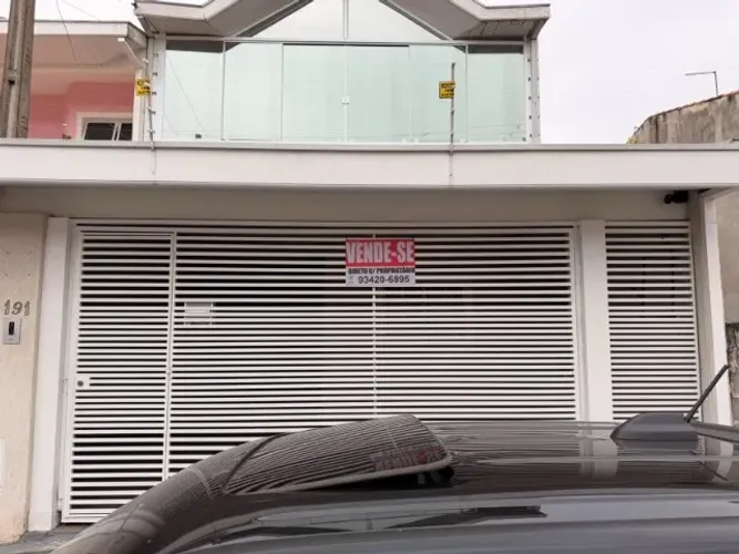 Sobrado à Venda no Residencial De Ville - São José dos Campos/SP