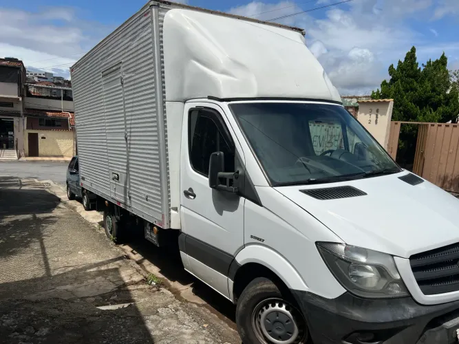 Mercedes-Benz Sprinter 313 Furgão Longo 2.2 129cv Dies 2019