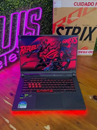 ROG STRIX i9 13980HX - 32GB - RTX 4070