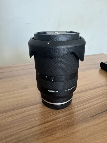 Tamron 17-28mm F/2.8 Di III RXD Sony E + Filtro