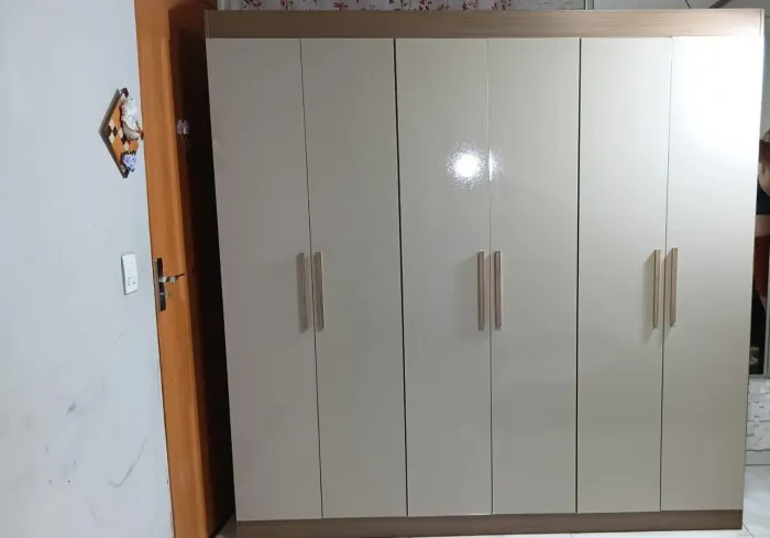 Guarda Roupa de Casal 6 portas