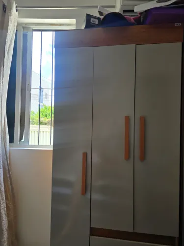 Guarda Roupa de Solteiro Novo
