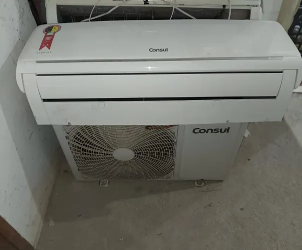 Vendo split para retirar peças 