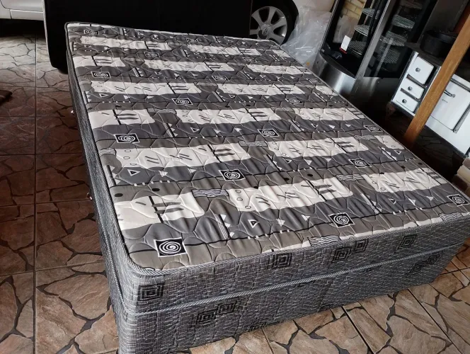 Cama box casal Conjugada.... ENTREGO