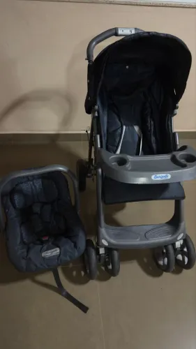 Carrinho + Bebê Conforto Burigotto