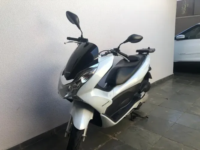 Honda PCX 150cc DLX Excelente Estado