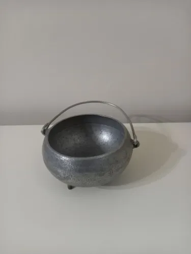 Caldeirão pequeno decoração