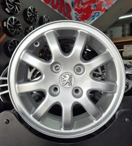Jogo de rodas Peugeot 206 aro 14 4x108
