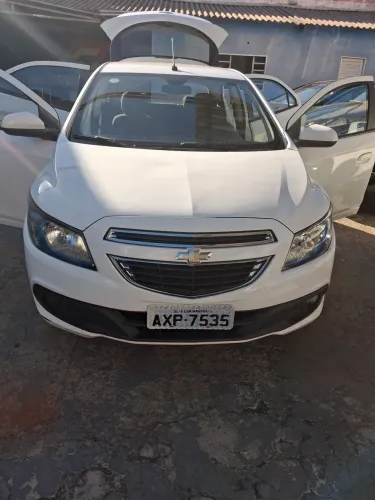 Chevrolet Onix Hatch LTZ 1.4 8V Flex Power Mec. 4P 2014