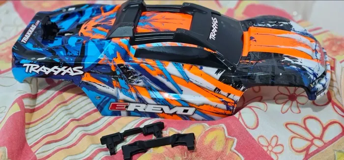 Traxxas E Revo 2.0 Bolha + torres