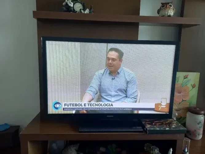 Telelvisor SAMSUNG de 43 polegadas tela Plana Plasma