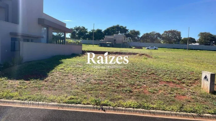 OPORTUNIDADE DE TERRENO COM PROJETO APROVADO NO CONDOMÍNIO TERRAS ALTAS