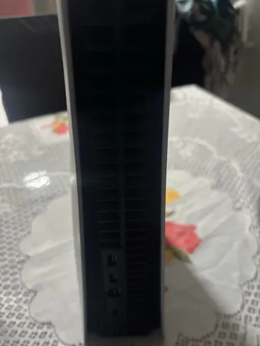 PS5 FAT DE COLECIONADOR SEMINOVO SEM MARCA DE USO!!