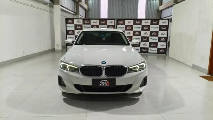 BMW 320I 320i 2023