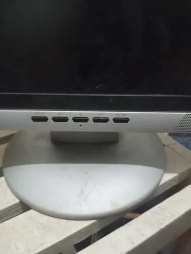 Monitor Lenovo