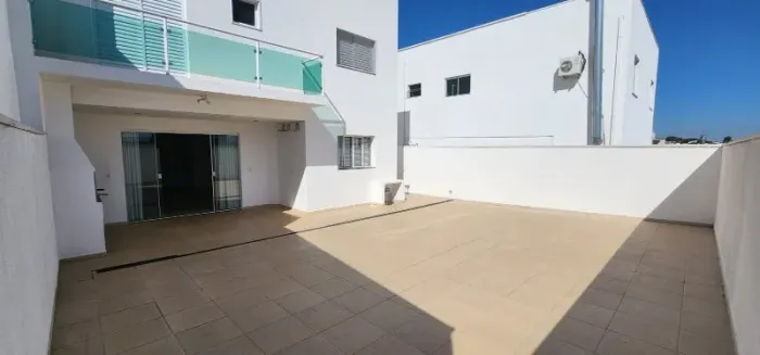 Sobrado à venda no Condomínio Golden Park Sigma, em Sorocaba-SP