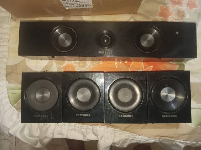 5 CAIXINHAS DE SOM SAMSUNG, LEIA O ANÚNCIO