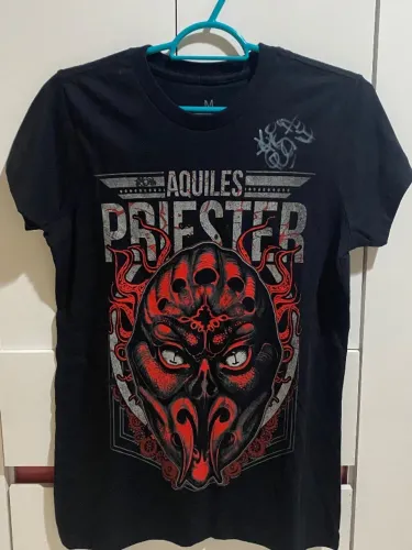 Camisa babylook M Aquiles Priester autografada