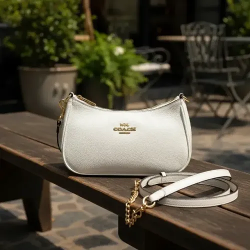 Bolsa Coach Branca 24cm couro
