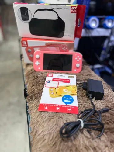 NINTENDO SWITCH LITE DESBLOQUEADO