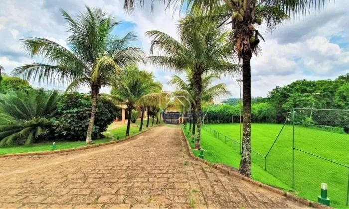Terreno Exclusivo no Condomínio Recanto dos Pássaros  - 5.457 metros quadrados