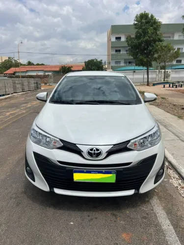 Toyota Yaris XL Sedan 1.5 Flex 16V 4P Aut. 2019