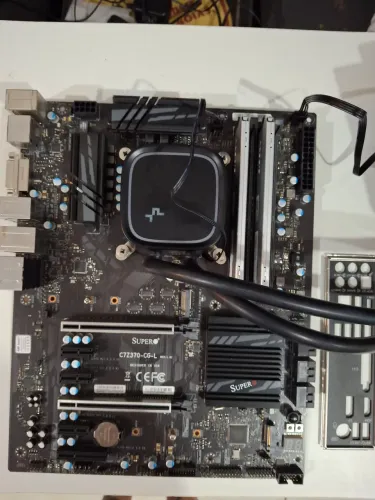 Placa mãe Intel SuperMicro C7Z370-CG-L - Socket LGA 1151 - 8ª e 9ª gerações Intel