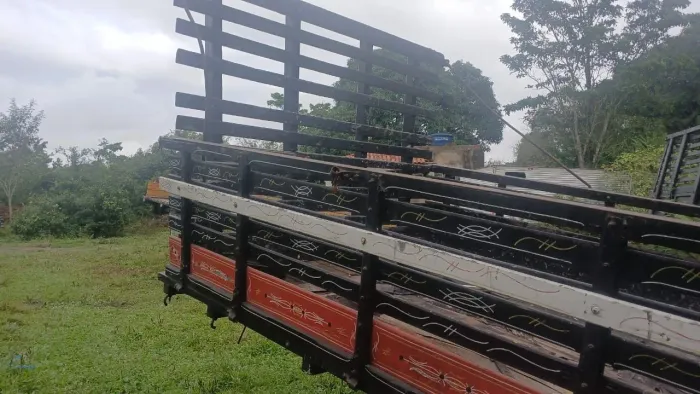 Carroceria de madeira para MB 608 ou VW 3/4