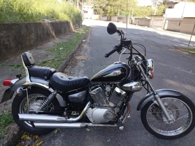 YAMAHA VIRAGO XV 250 - 2002 - PRETA/PRATA ORIGINAL BAIXO KM
