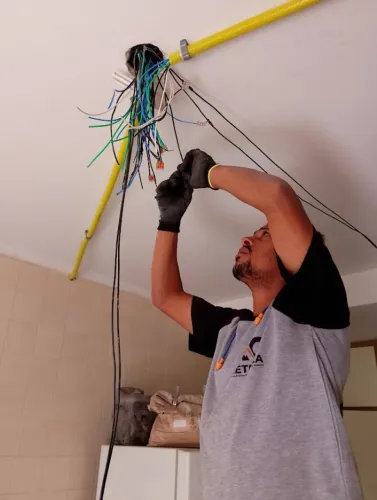Eletricista Predial e Residencial - SERRA e VITÓRIA