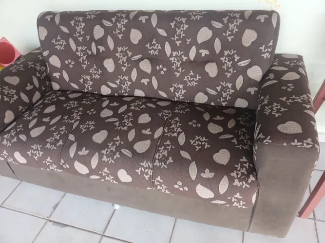Sofá 3 lugares e muito conforto