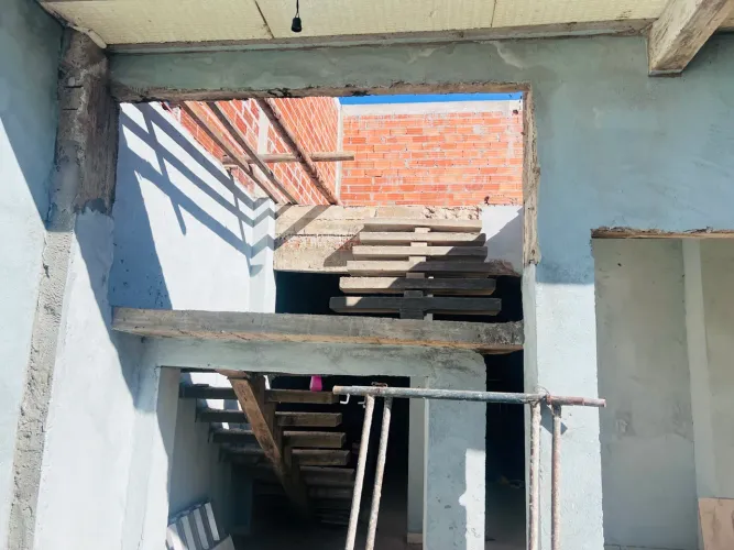 Galpão falta só cobertura - àgio